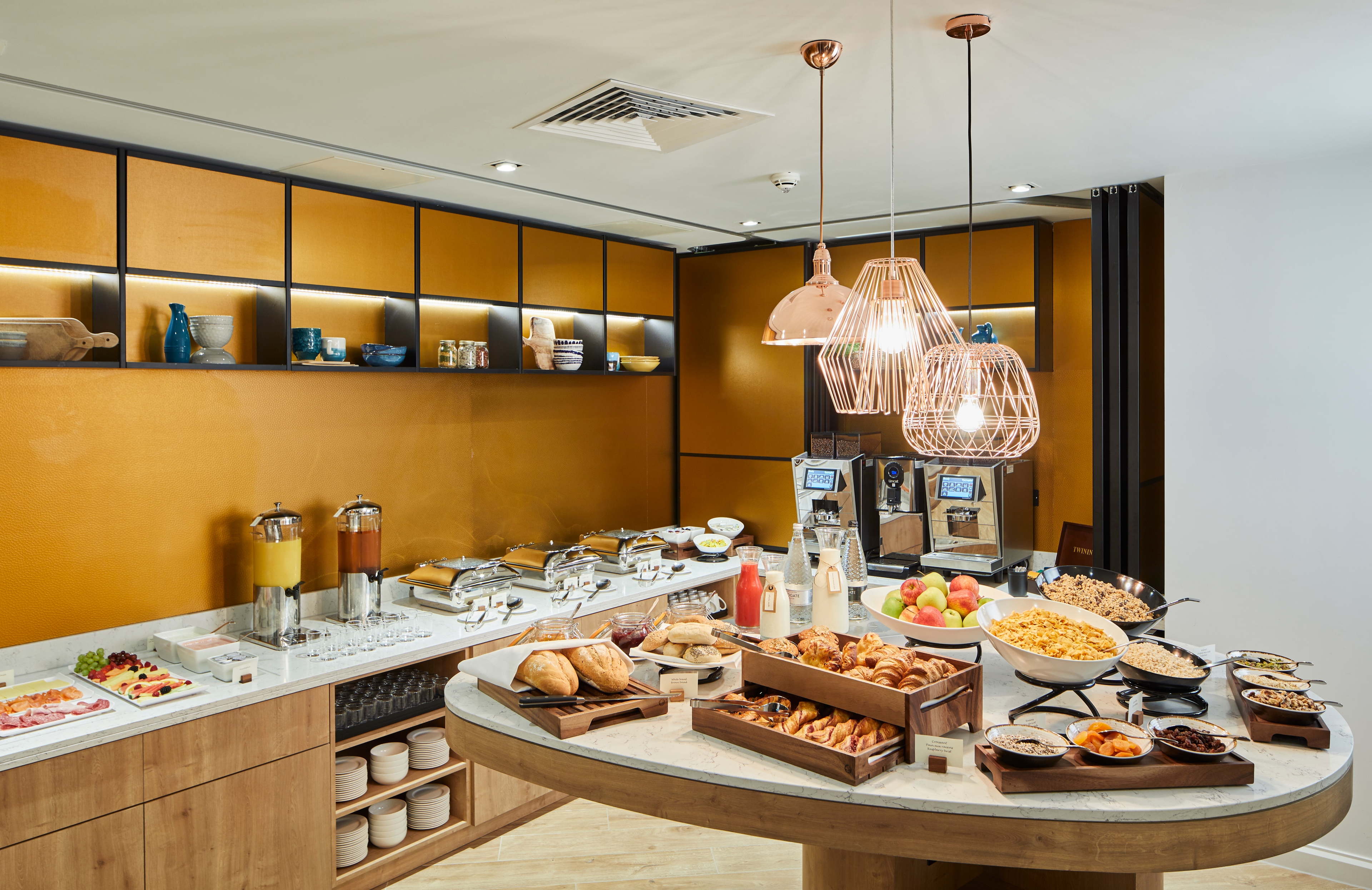 Photo of Courtyard By Marriott Oxford City Centre, Meeting Room