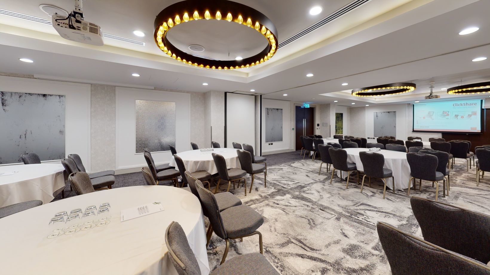 Photo of Holiday Inn Manchester City Centre, Hacienda Suite