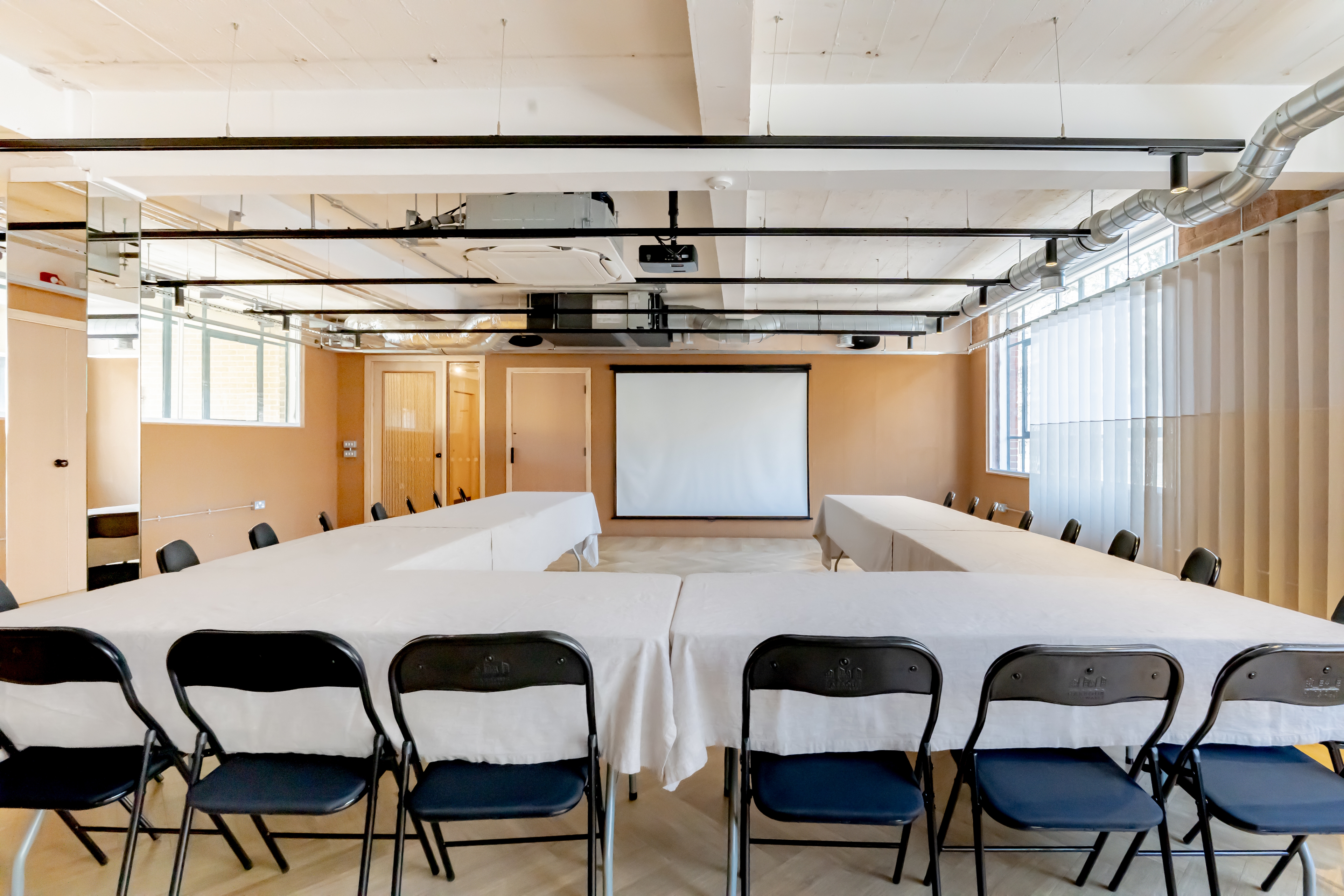 Photo of Loom Club Islington, The Studio