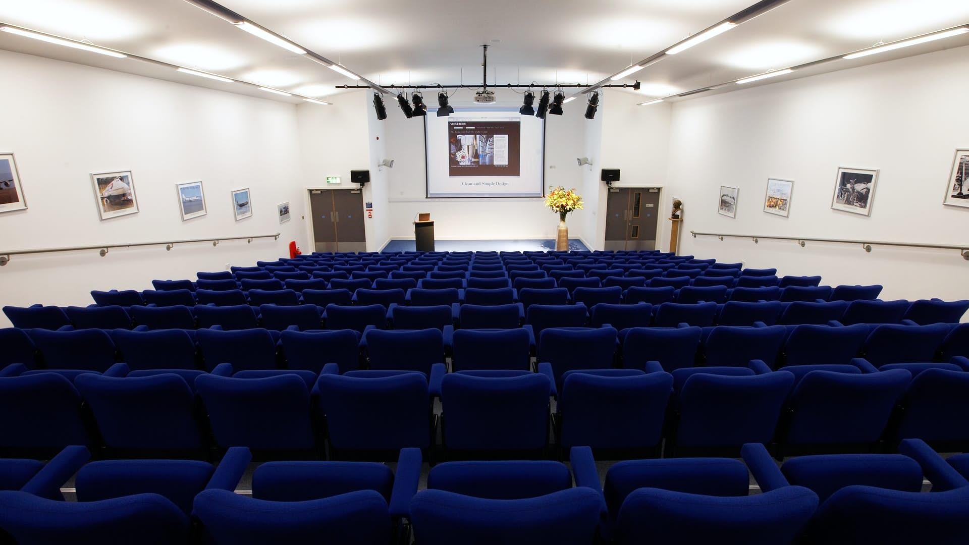 Marshall Auditorium, IWM Duxford photo #1