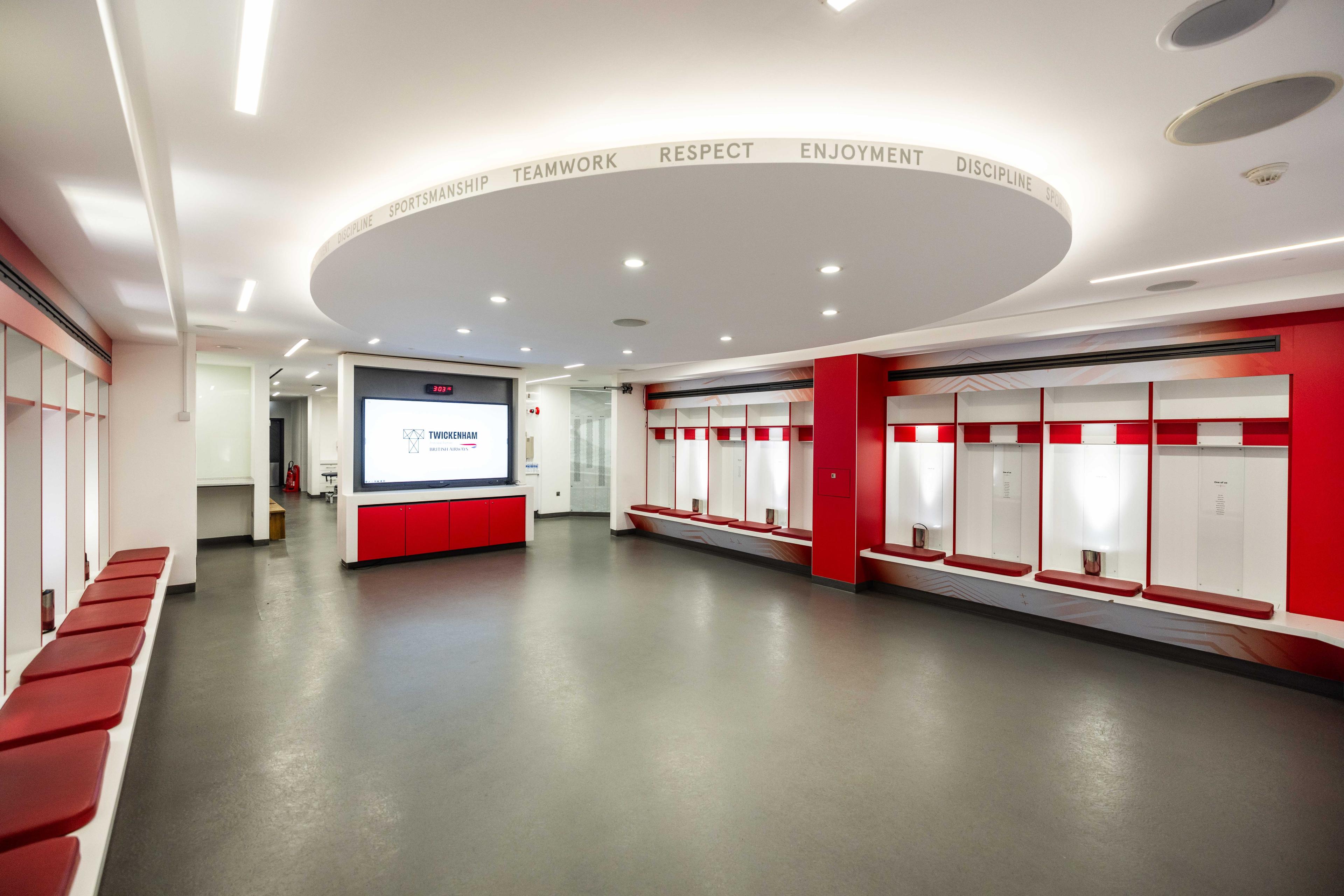 Allianz Stadium, Twickenham, England Changing Room photo #3