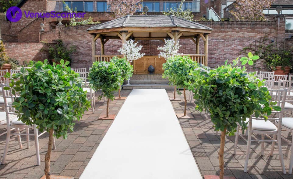 Walled Garden, Old Thorns Hotel & Resort photo #3