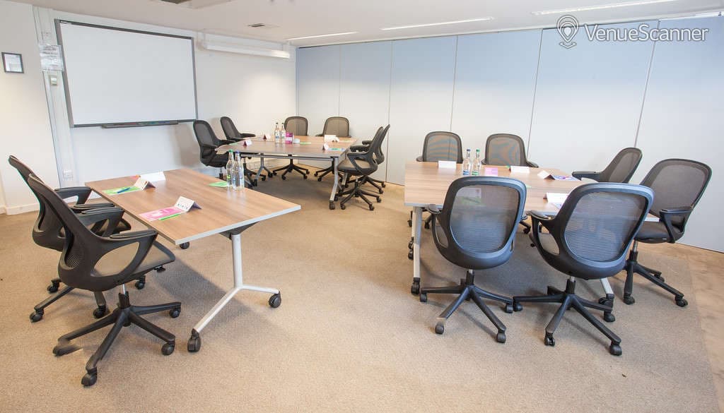 Shaw, Highfield Park photo #3