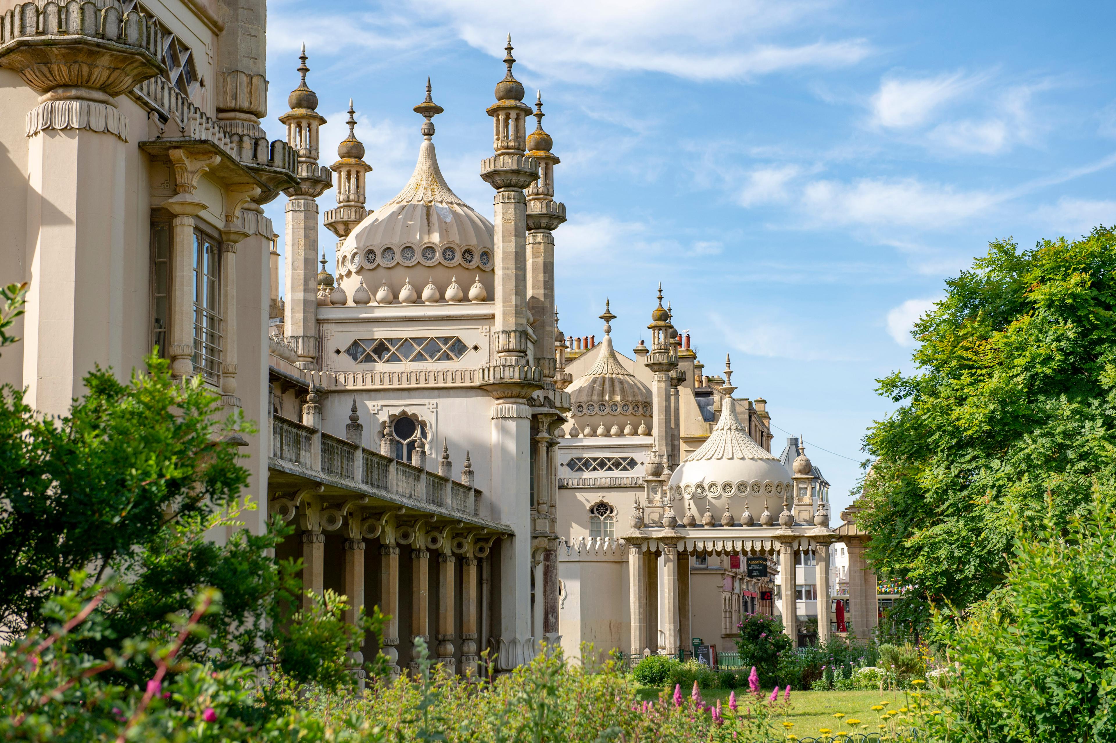 Royal Pavilion, The Kings Lawn photo #3