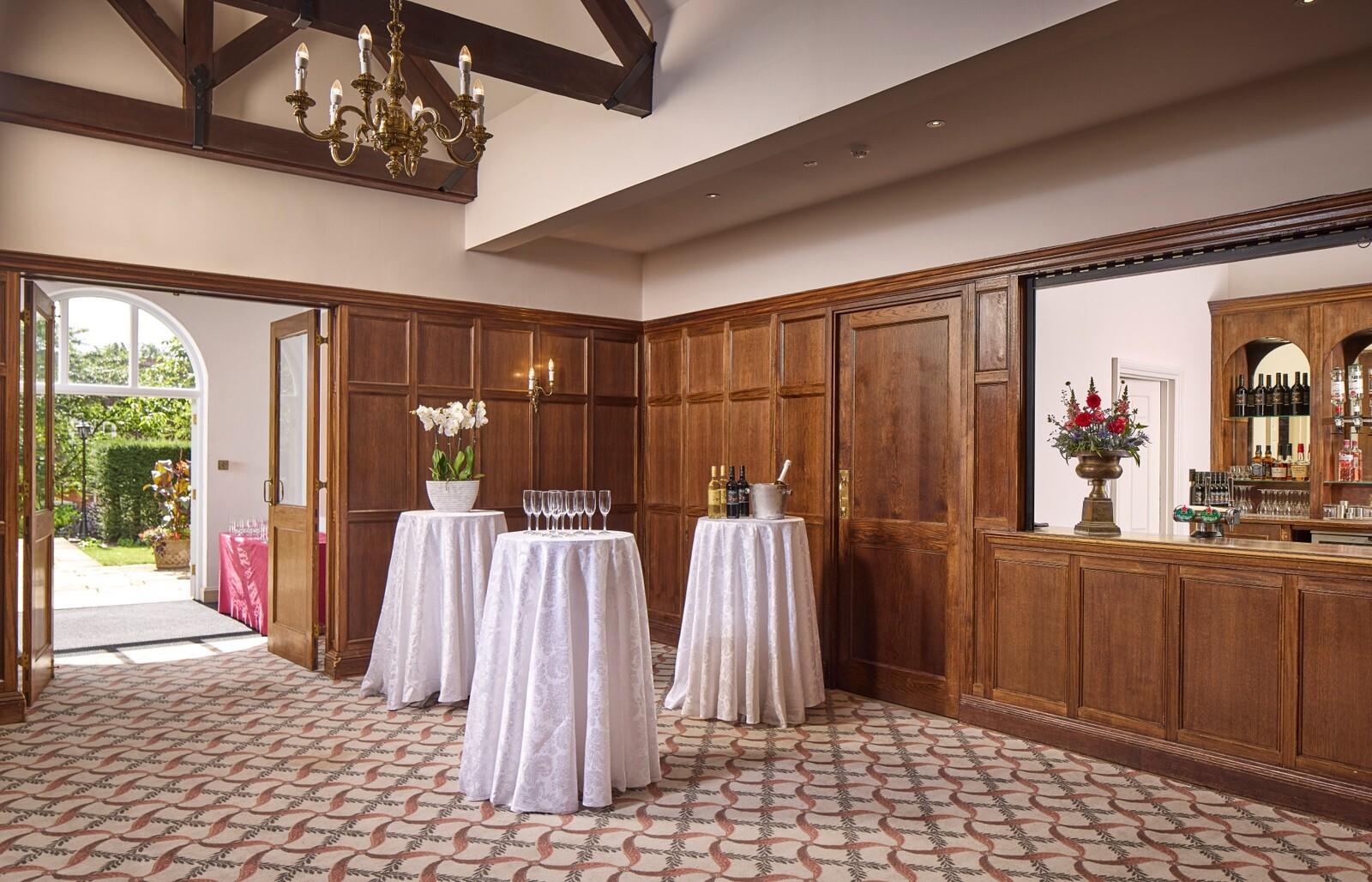 Chestnut Suite, Tylney Hall photo #2