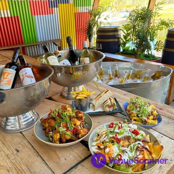 AstroDeck Canal-Side Terrace, Studio 9294 & Number 90 photo #2