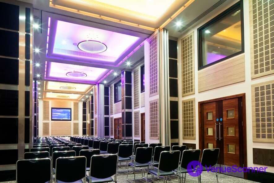 Shakespeare, Leonardo Royal London St Paul's photo #2