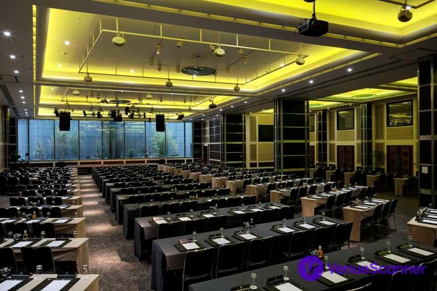 Nelson, Leonardo Royal London St Paul's photo #1