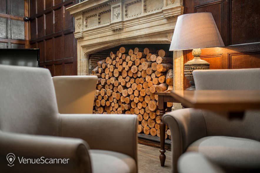 Lutyens Bar, New Place Hotel - Hampshire photo #1