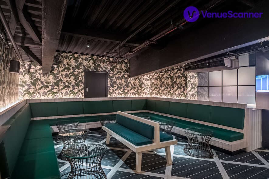 The Palm Lounge, Swingers West End photo #3