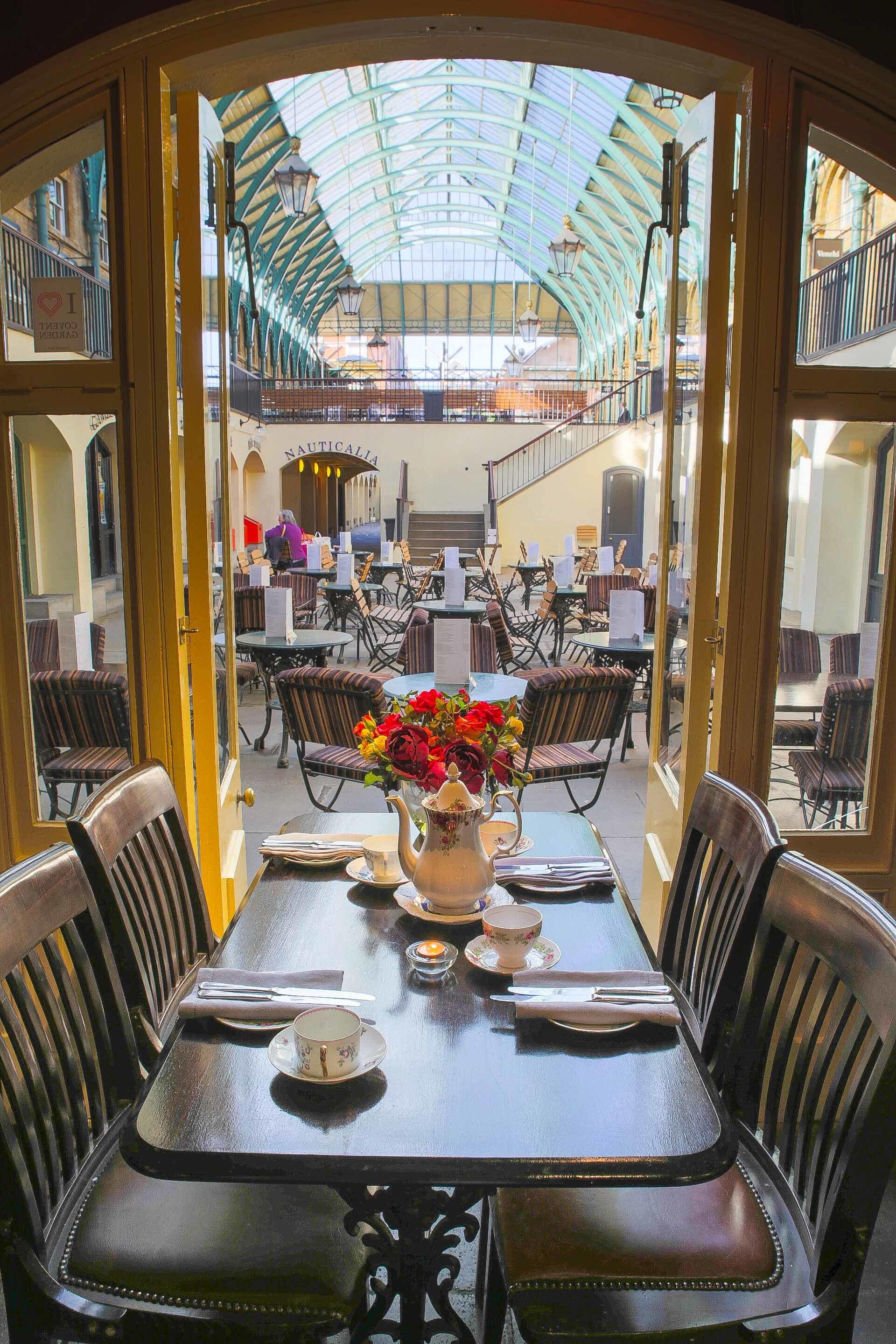 Crusting Pipe - Covent Garden, The Restaurant photo #1