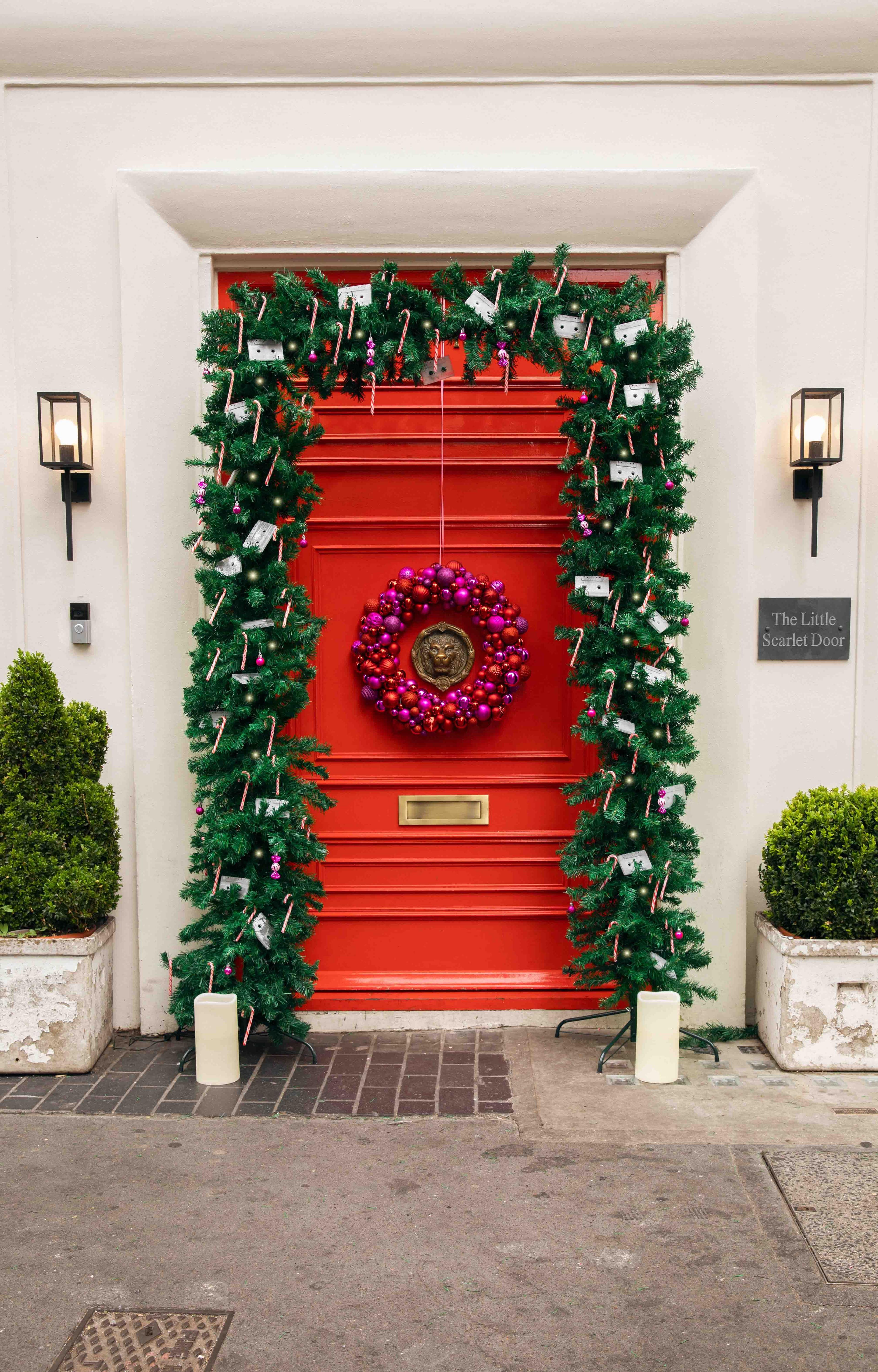 The Little Scarlet Door, Christmas At The Little Scarlet Door photo #3