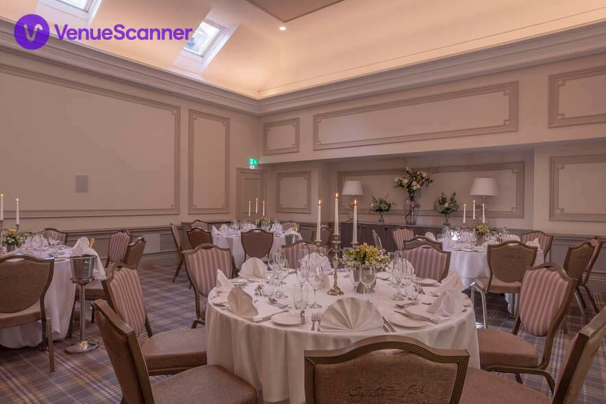 Cromwell Suite, Oatlands Park Hotel photo #1