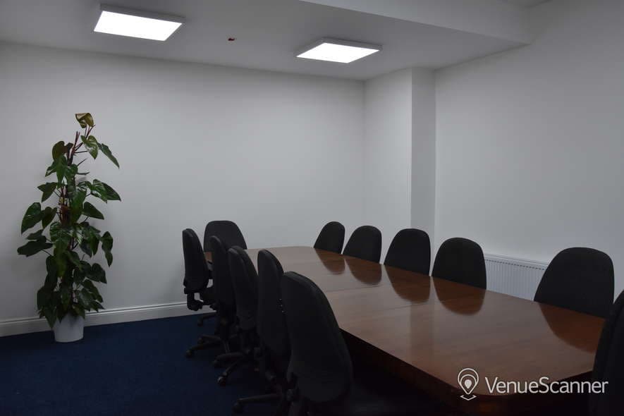 Quadrant House Wimbledon, Tulip photo #3