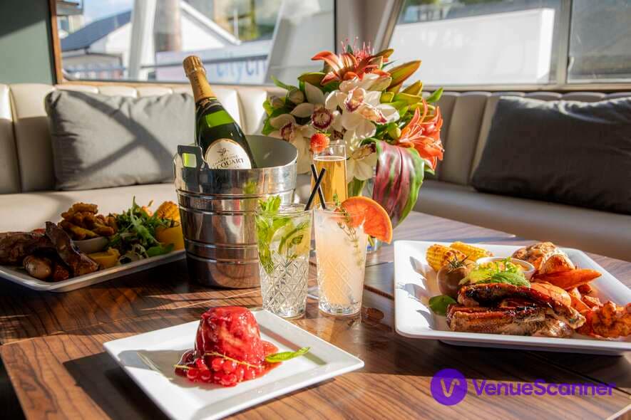 Millennium Peace, City Or Dawn, City Cruises photo #2