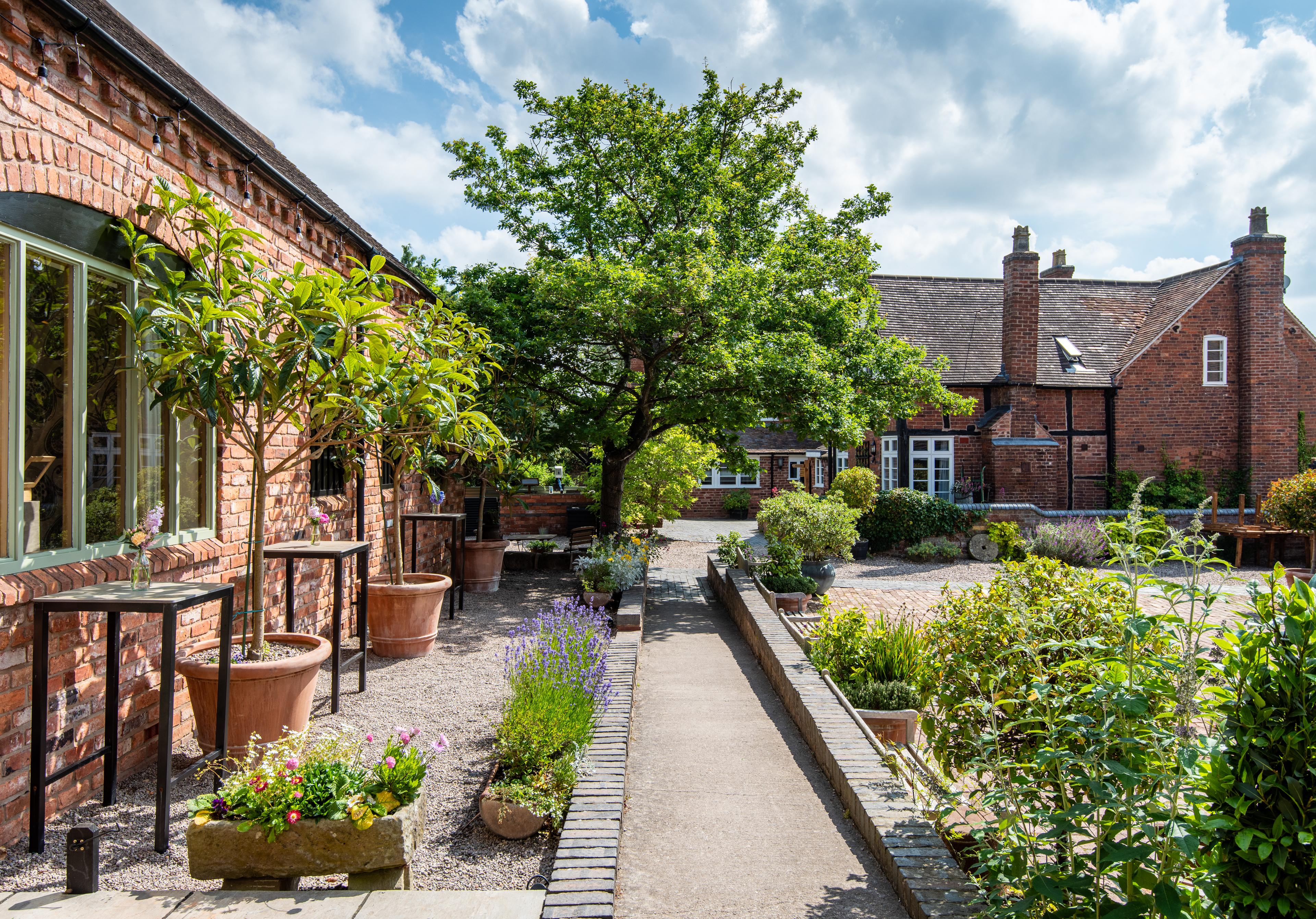 Curradine Barns, Exclusive Use Hire photo #3