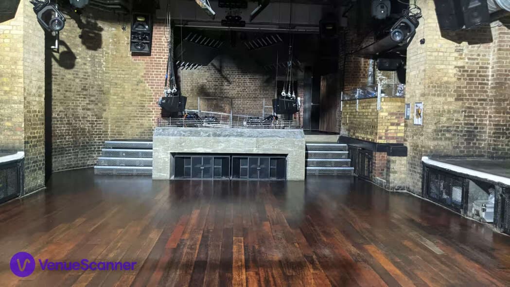 Room 2, Fabric photo #3