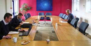 Meetings For 9 – 26 People