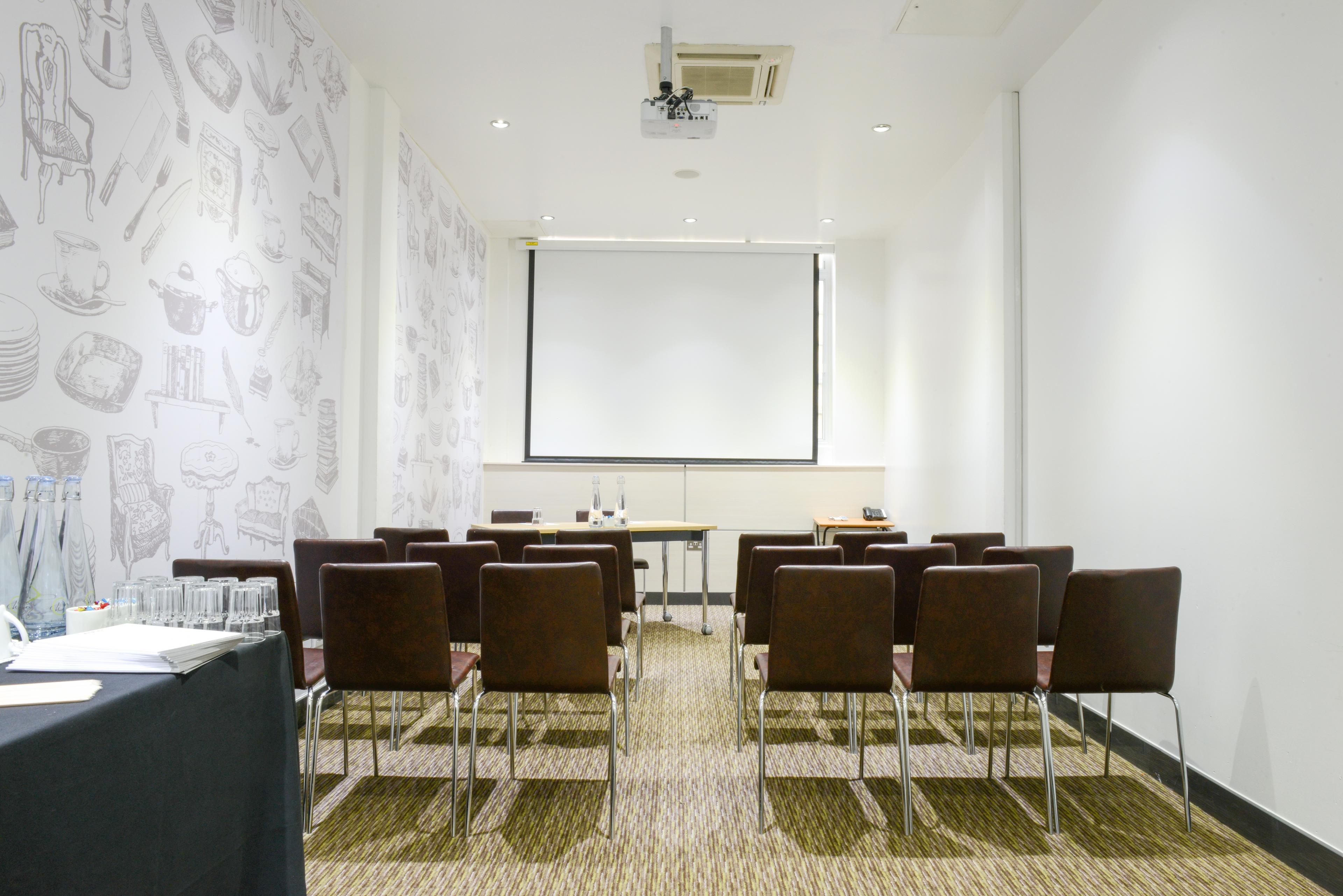 Suite 3, The Wesley Euston Hotel & Conference Venue photo #5