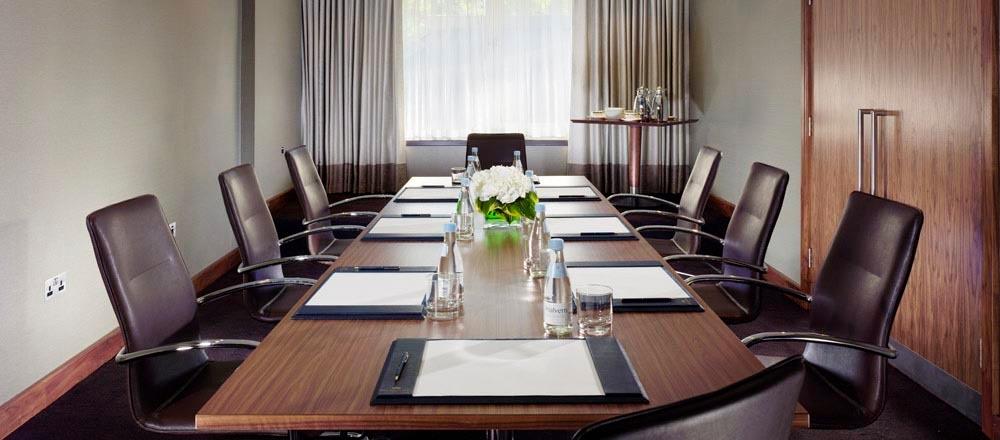 Highgrove Boardroom, The Royal Garden Hotel photo #1