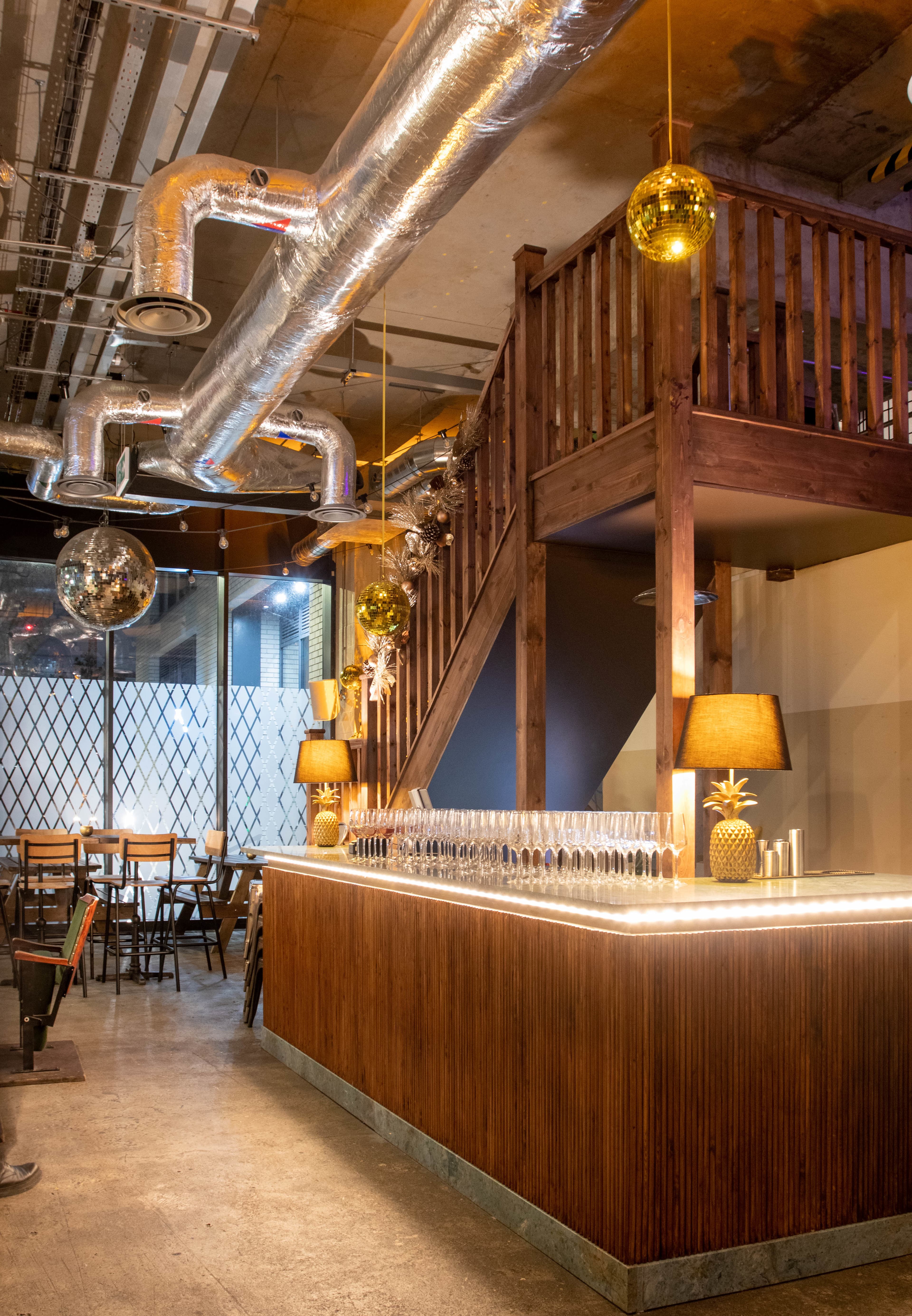 'Encore' Back Section