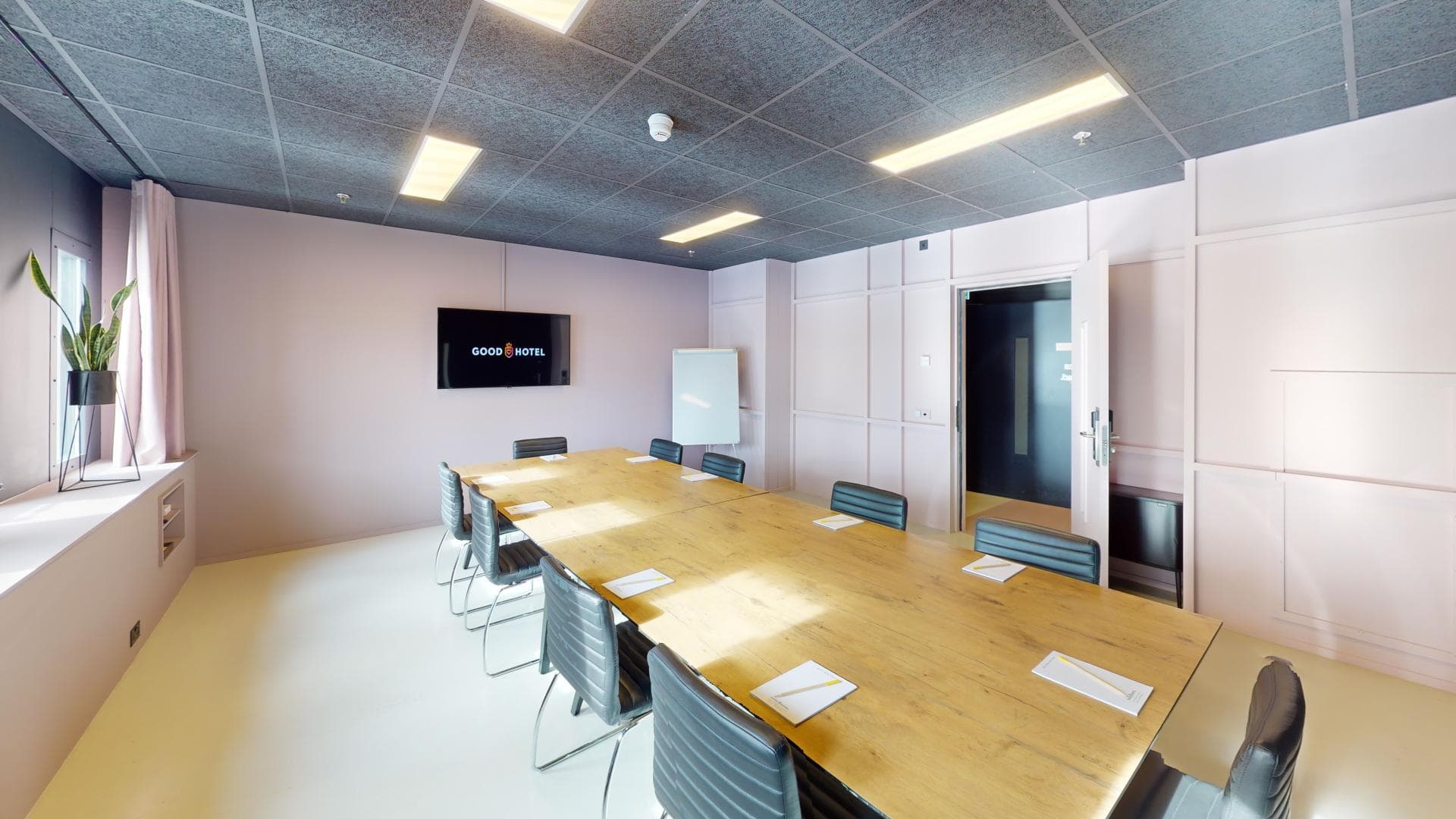 The Good Hotel London, Pink Room photo #2