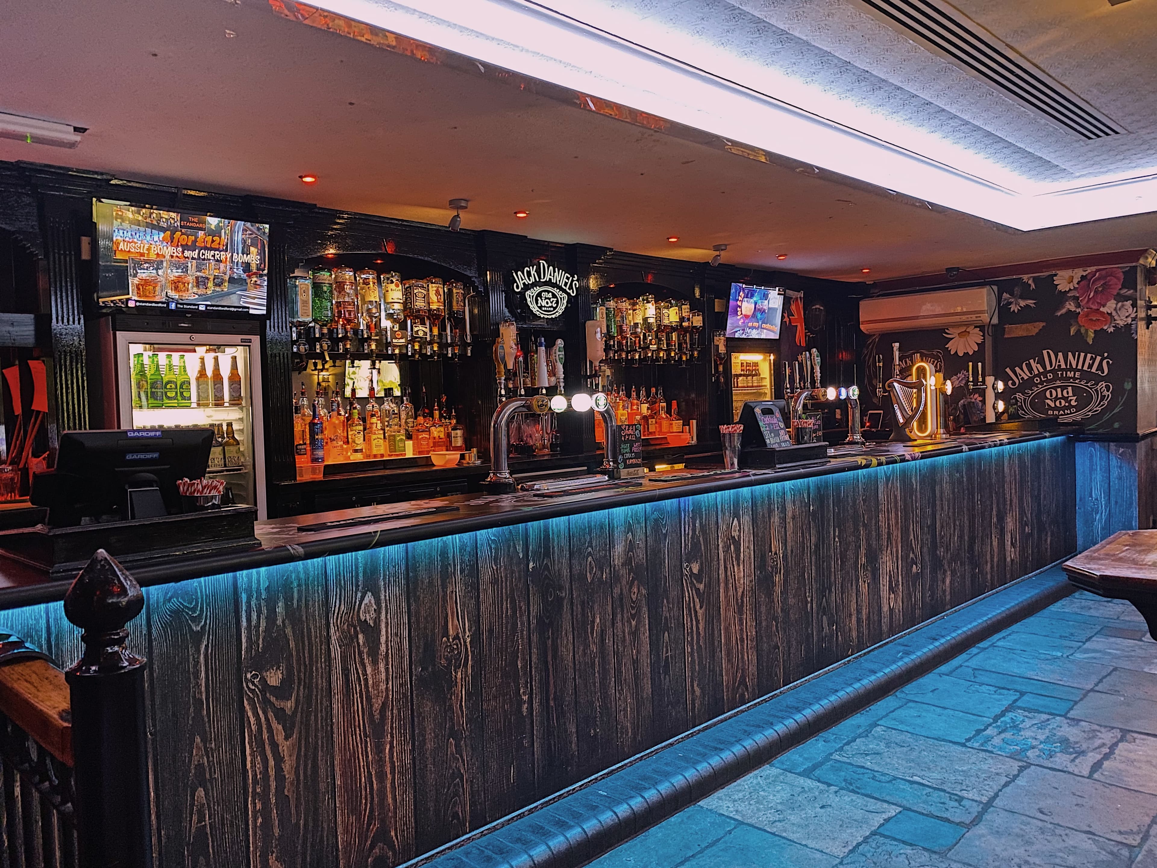 The Standard Bedford, Main Room photo #2