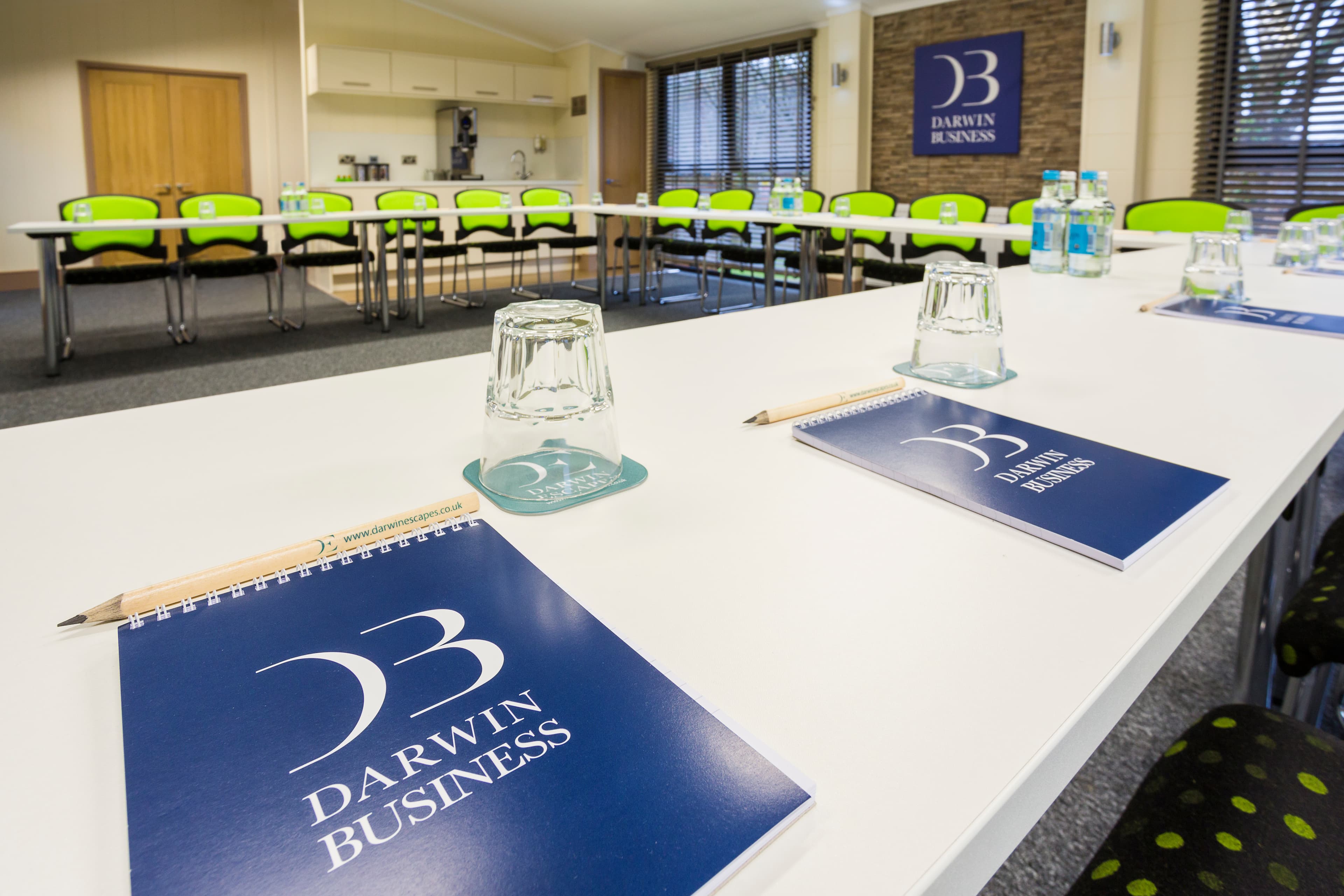 Cheddar Woods Resort And Spa - Conference Lodge, The Nest Conference Lodge photo #2