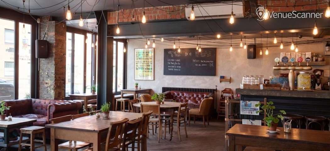 Bar And Restaurant, Alice House Queen's Park photo #1