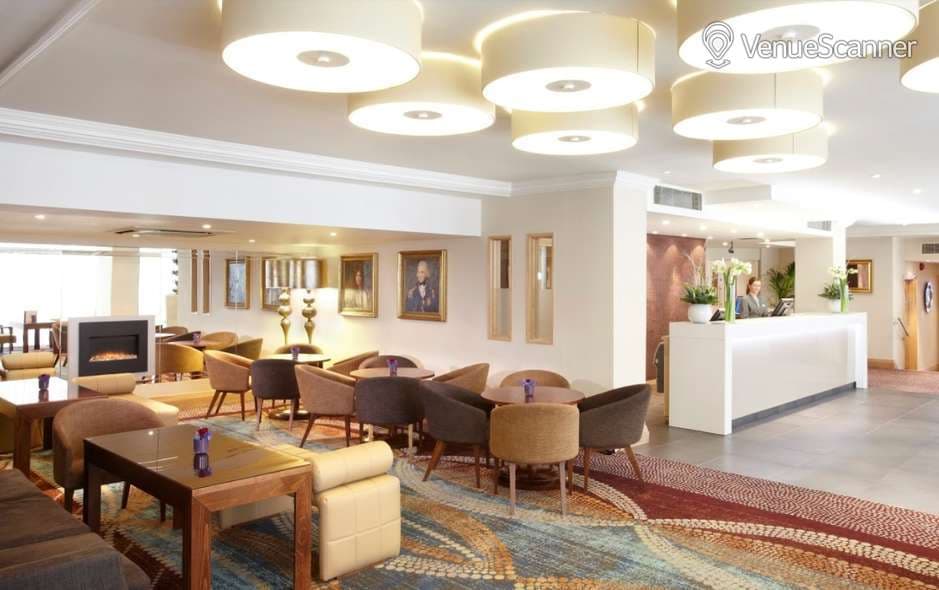 Thistle Trafalgar Hotel Gravity Bar, Gravity Bar photo #3