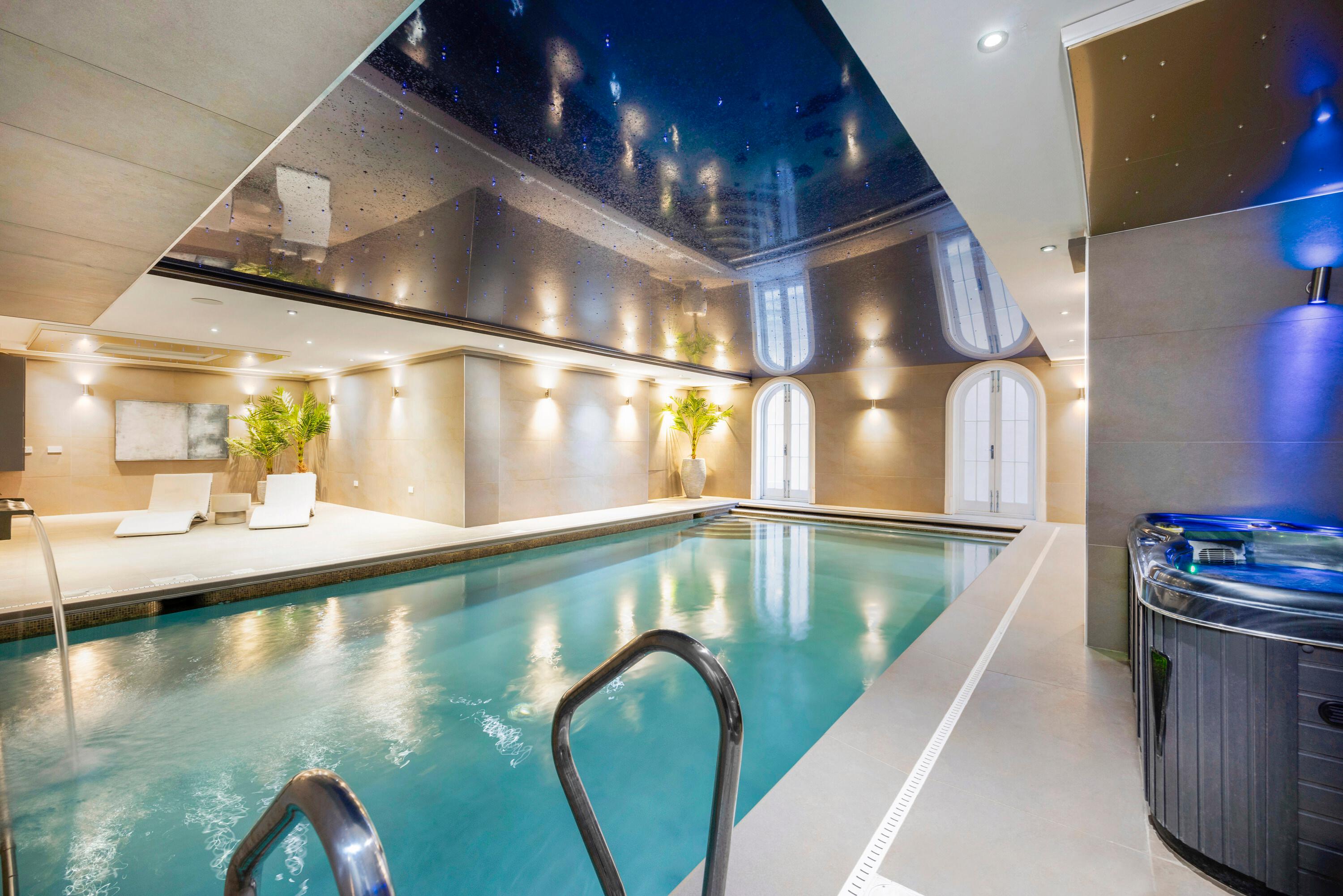 The Essex Mansion & Spa, Chigwell, The Essex Mansion & Spa photo #2