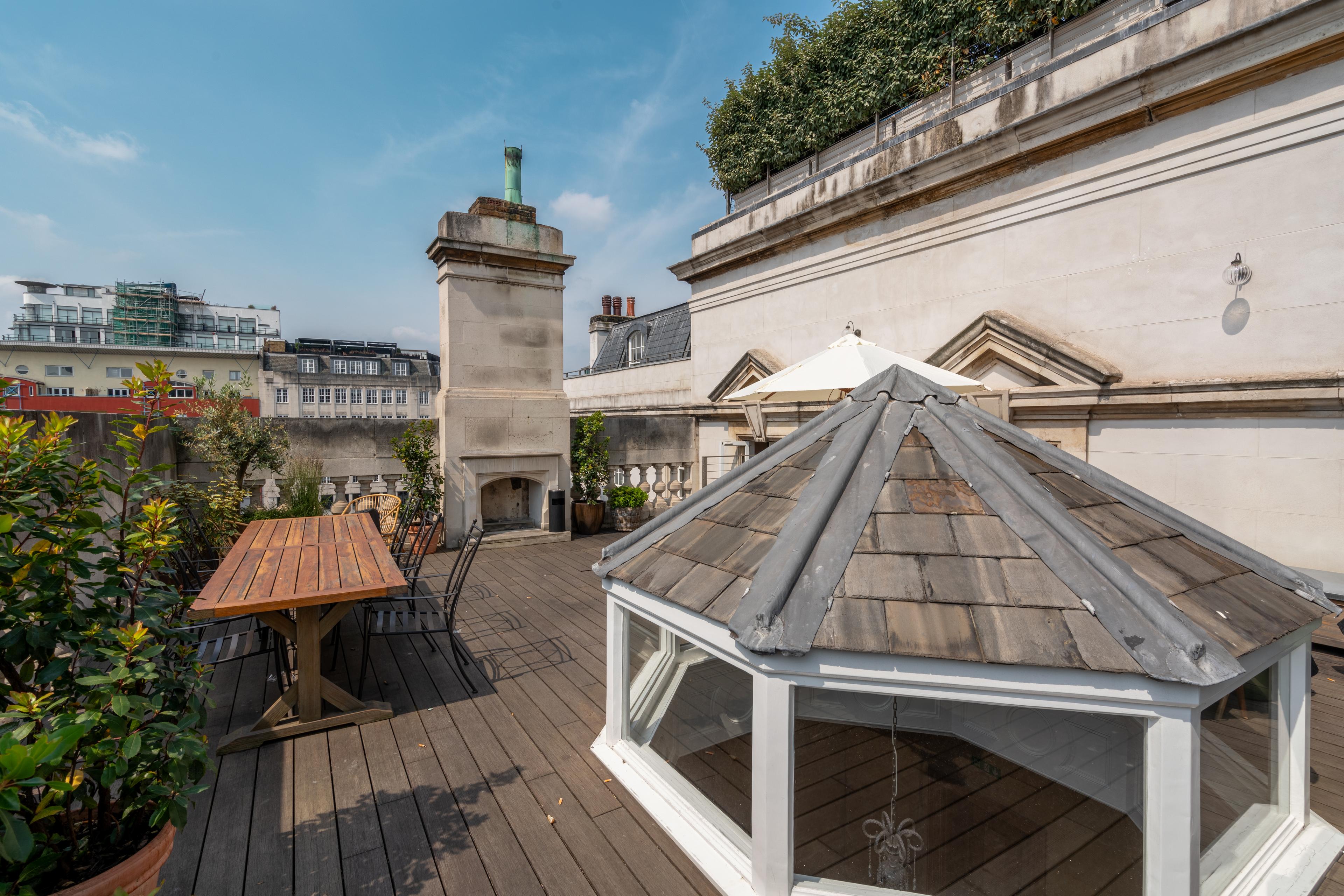 Knotel At Old Sessions House, Billiards Room And Private Terrace photo #3