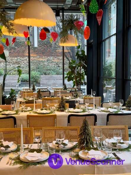 Barbie Green, Whole Venue photo #3