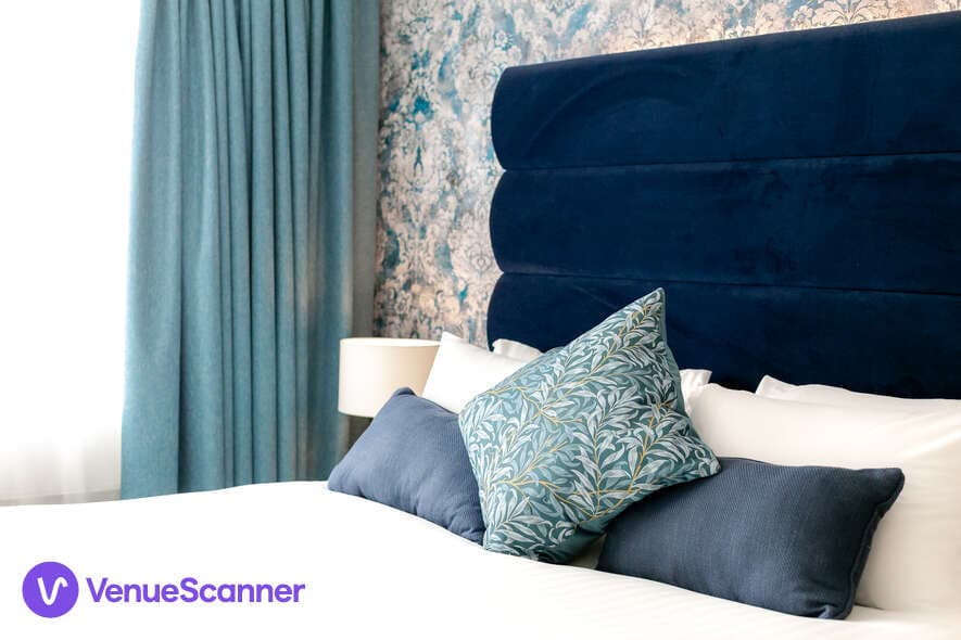 The Dugout Private Bar, Cedar Court Hotel Huddersfield photo #20