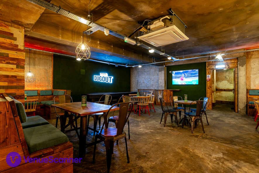 The Dugout Private Bar, Cedar Court Hotel Huddersfield photo #2