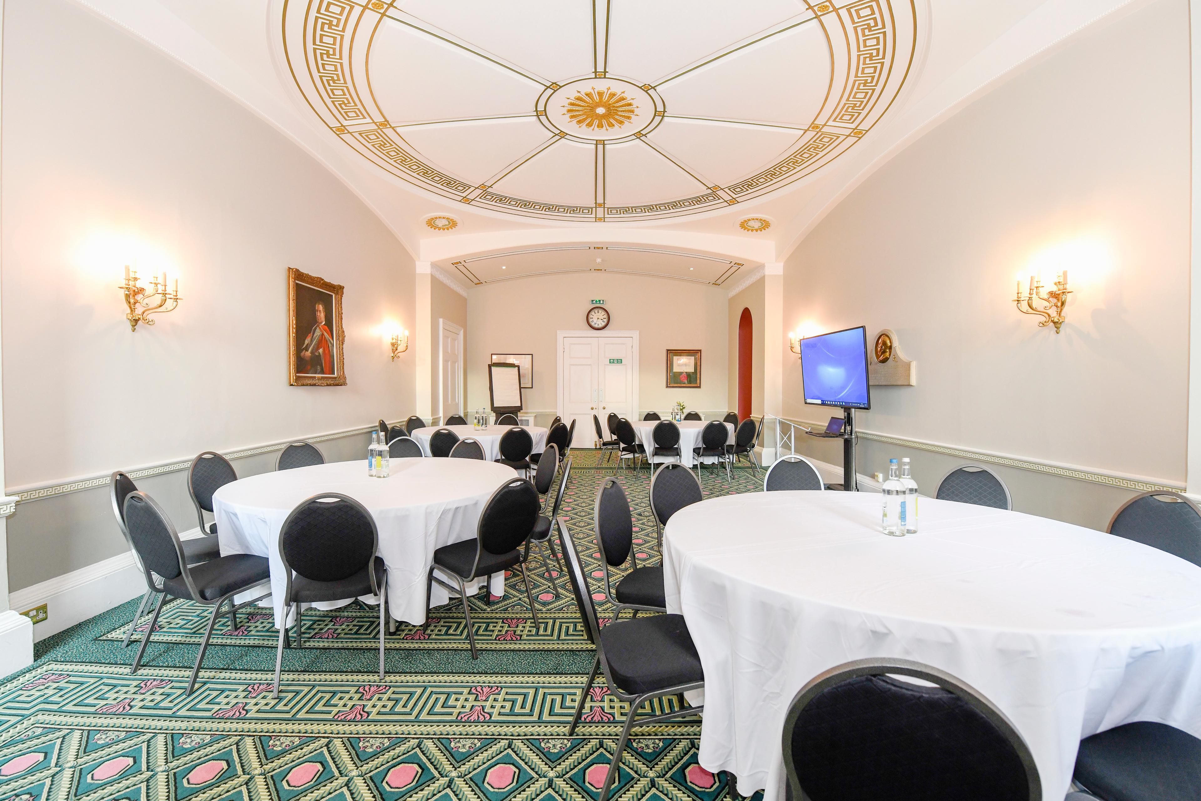 SCI Belgravia, Council Room photo #7