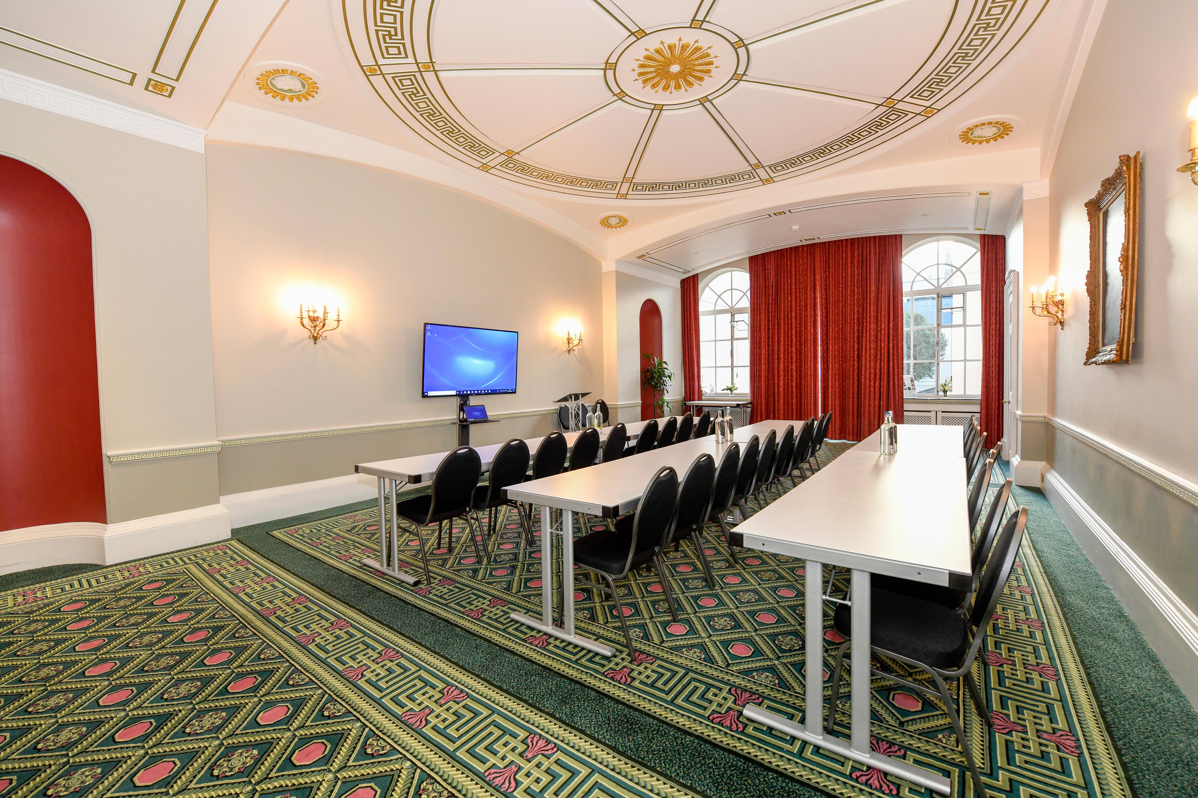 SCI Belgravia, Council Room photo #2