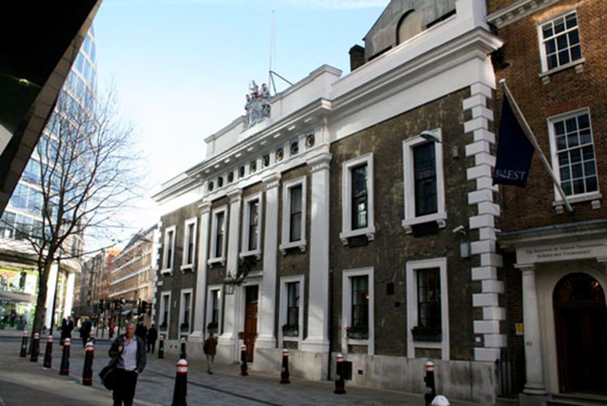 Drawing Room, Armourers Hall photo #2