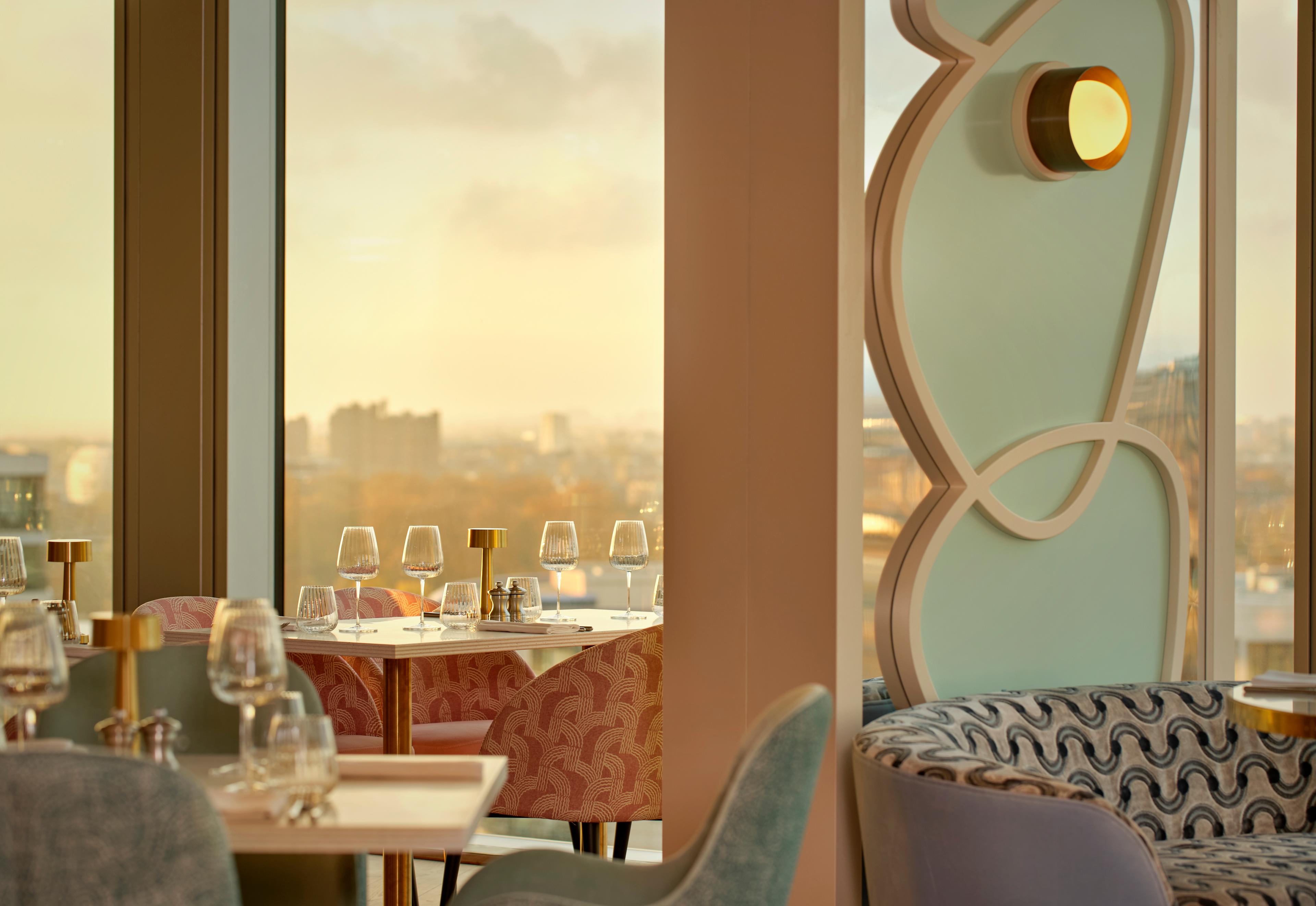 Art’otel London Battersea, JOIA Bar, Restaurant And Rooftop photo #3