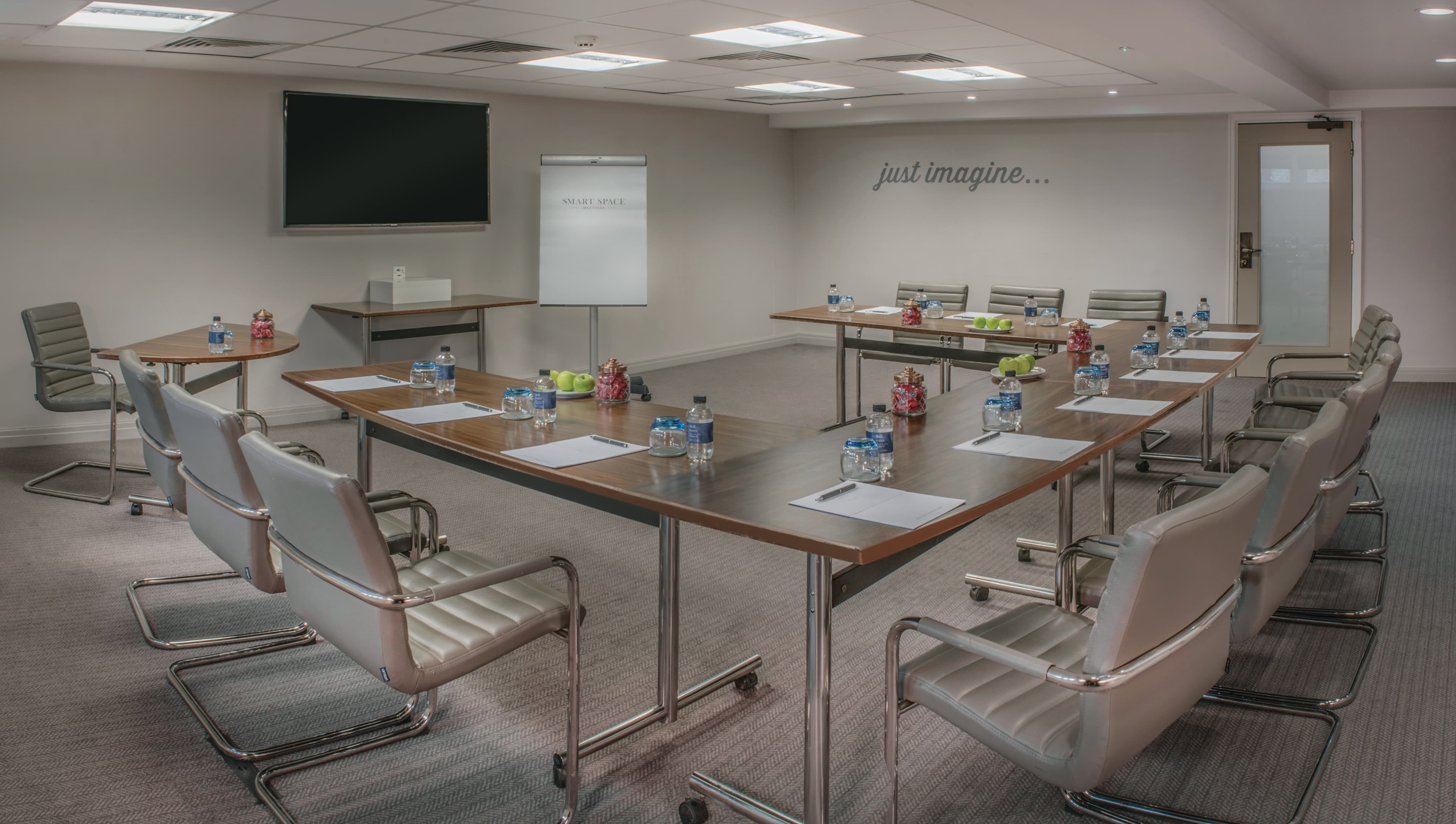 De Vere Tortworth Court, Nightingale photo #2