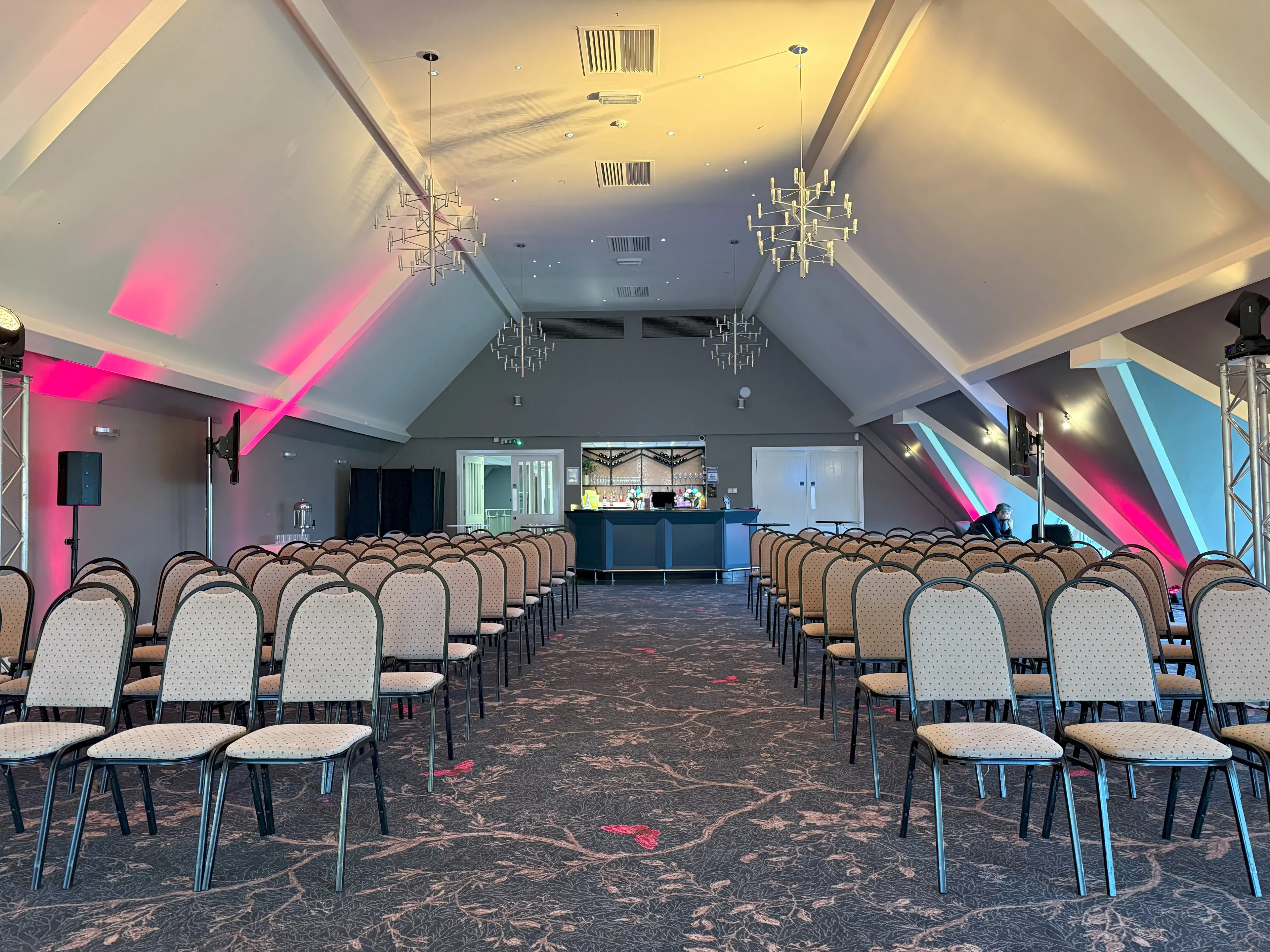 Sir William Lyons Suite, The Vale Golf And Country Club photo #2