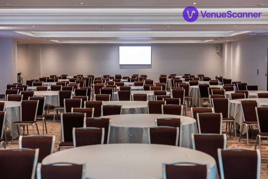 Elgar 1, Allianz Stadium, Twickenham photo #1