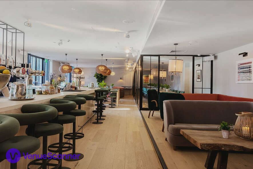 Semi-private Area At No.35 Mackenzie Walk, No. 35 Mackenzie Walk photo #2