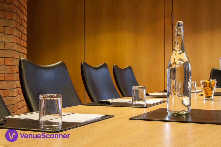 Henley Syndicate, The Abbey Hotel photo #1