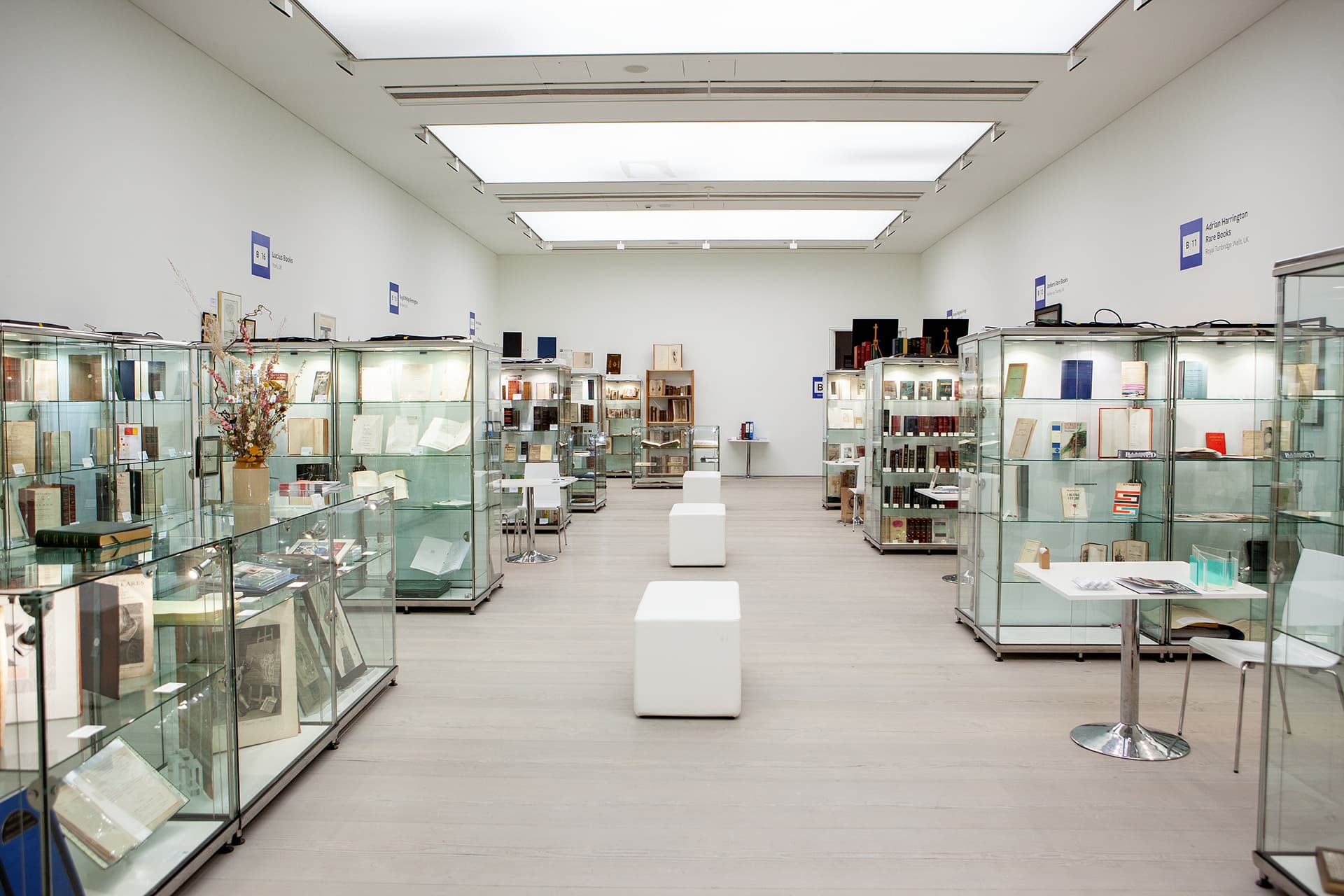 Full Floor: 4 Galleries, Saatchi Gallery photo #3