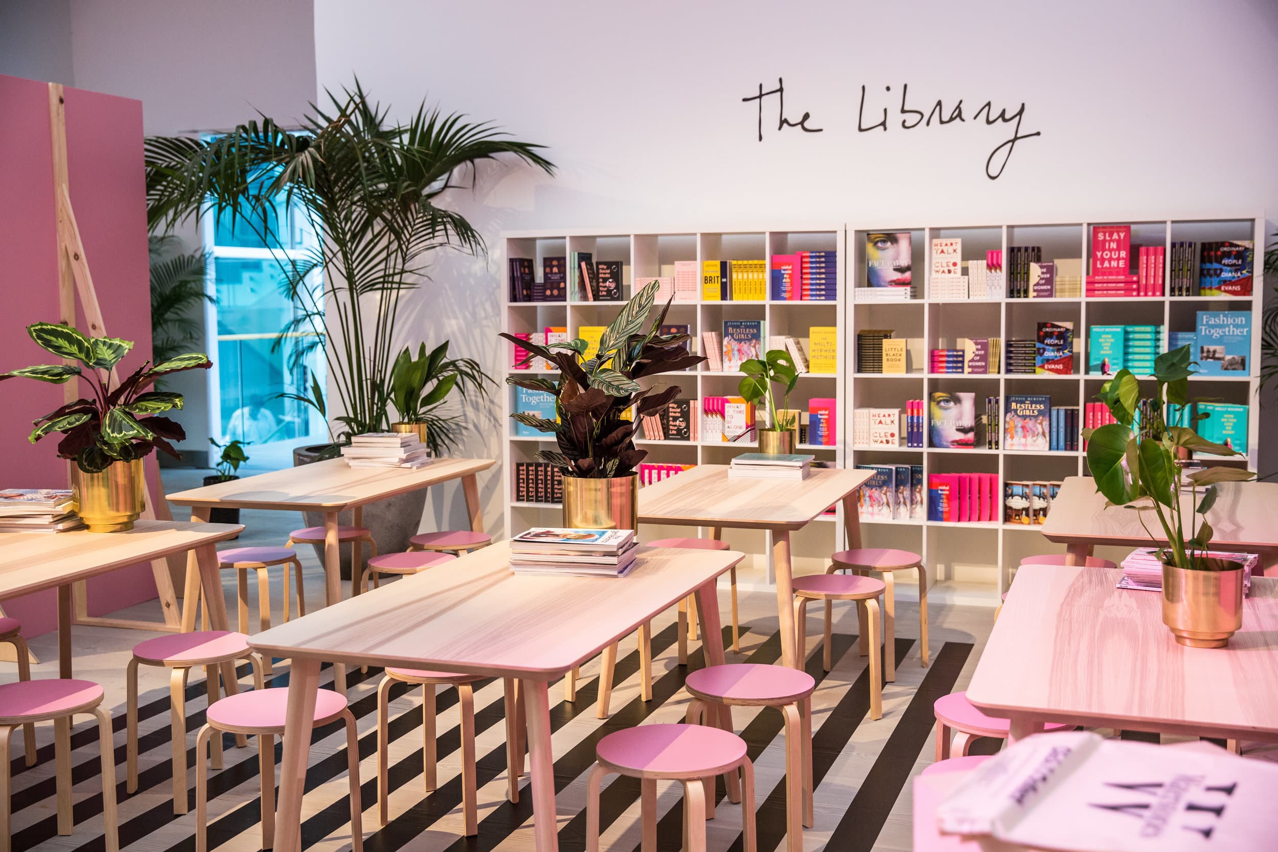 Saatchi Gallery, Full Floor: 4 Galleries photo #2