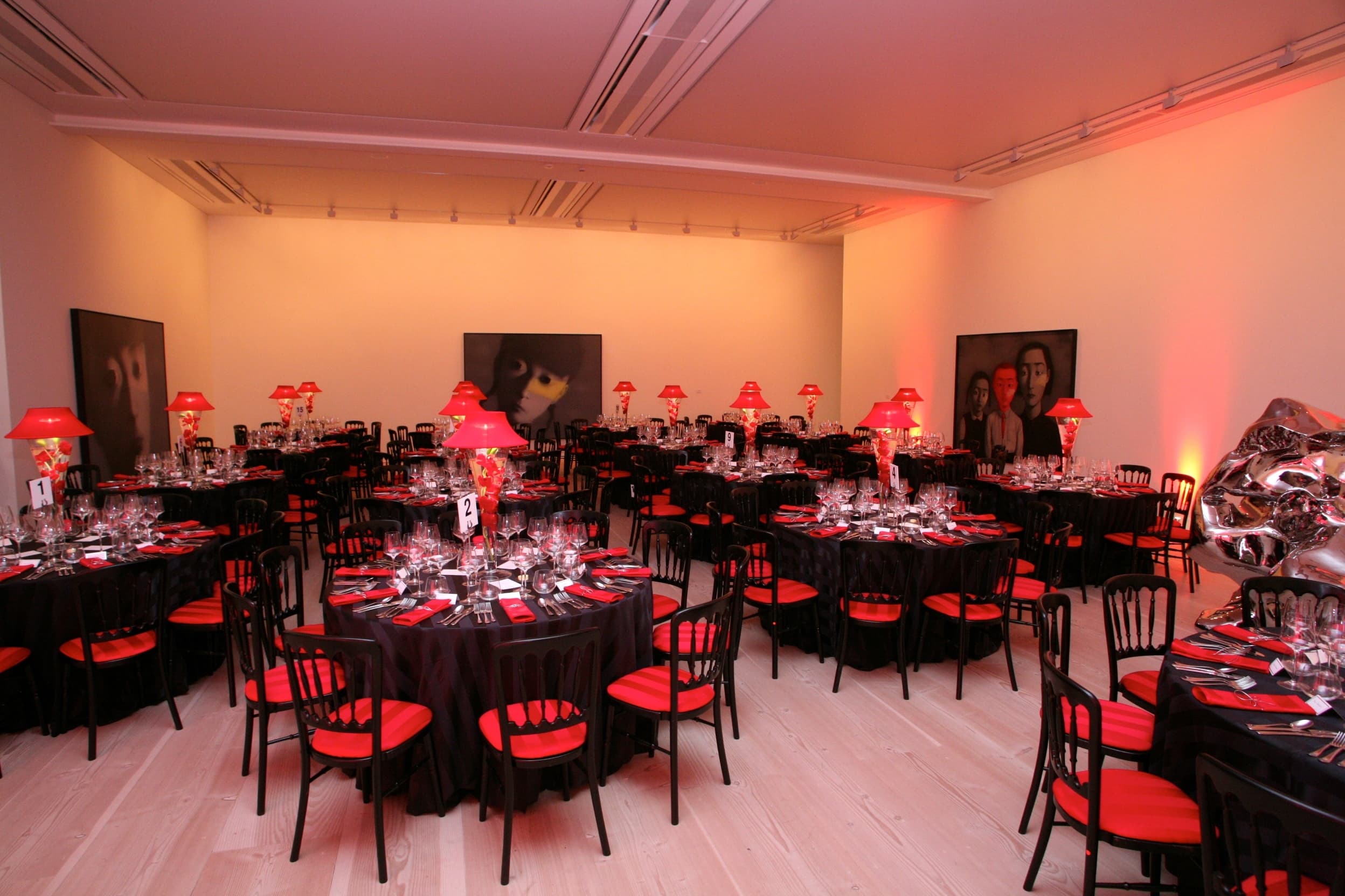 Saatchi Gallery, Ground Floor: Galleries 1, 2, 3 And 4 photo #2