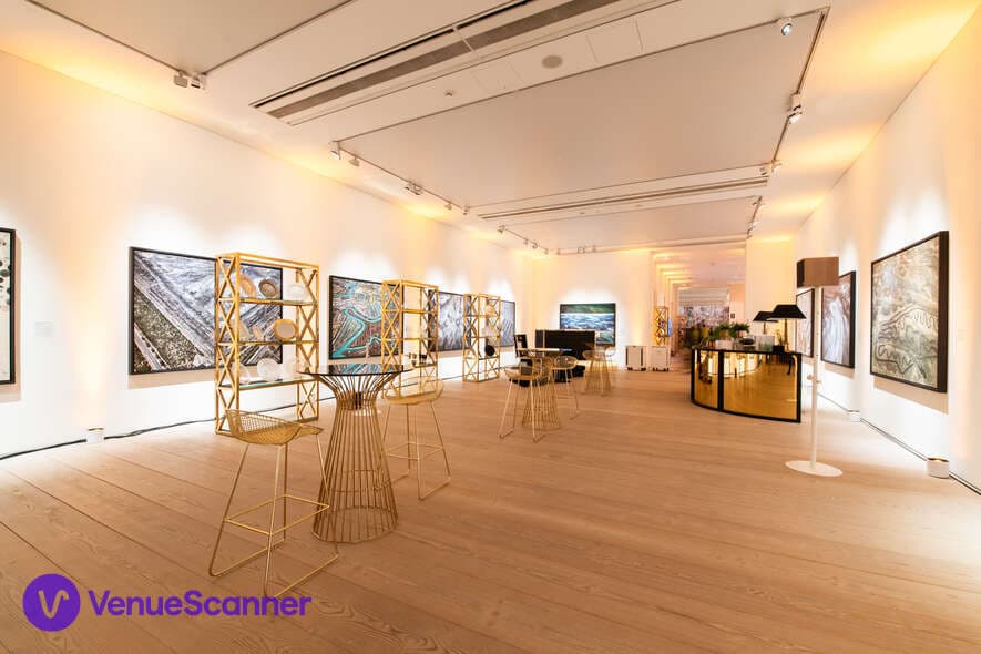 Single Gallery Hire, Saatchi Gallery photo #3