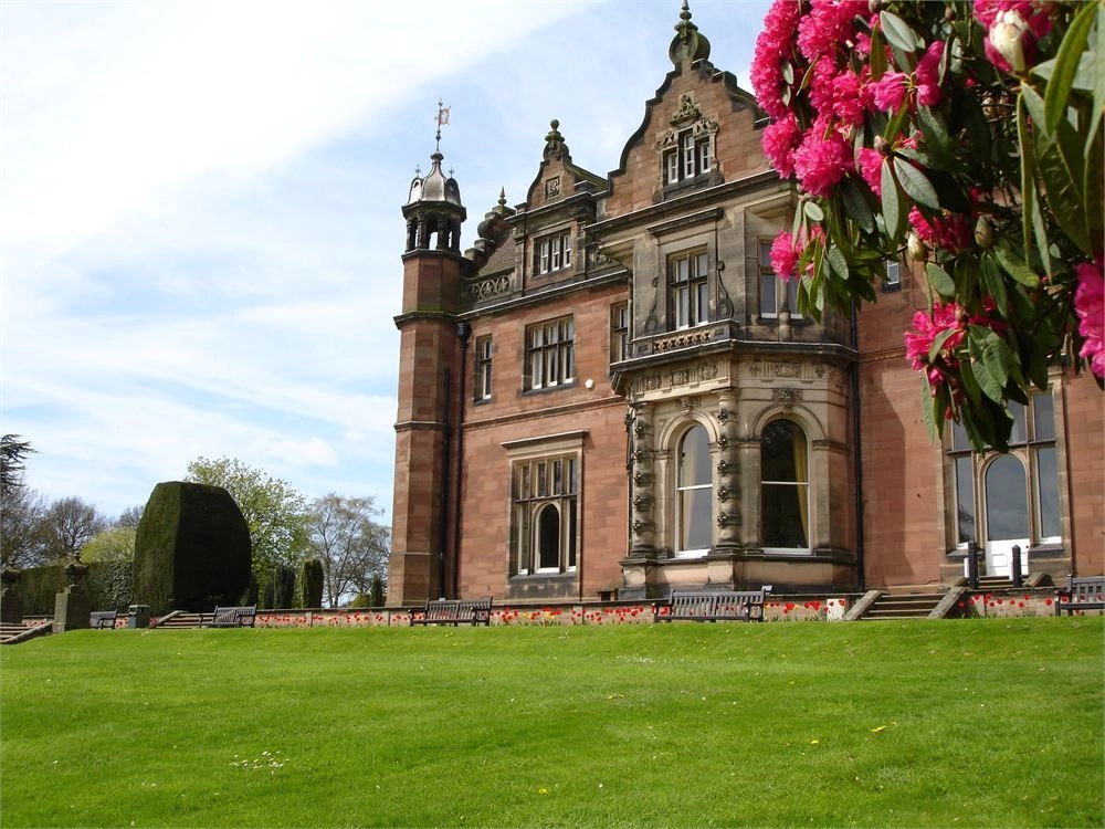 Photo of Keele Hall