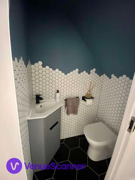 Exclusive Hire, Modern Family Home In SW London photo #3